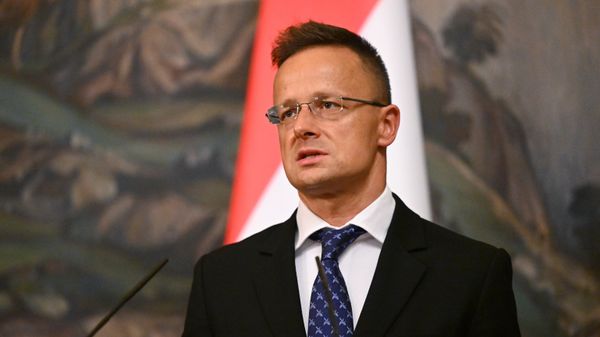 Глава МИД Венгрии П. Сийярто