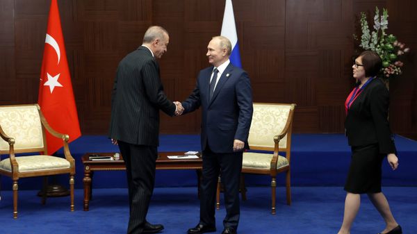 Президент РФ В. Путин встретился с президентом Турции Р. Т. Эрдоганом