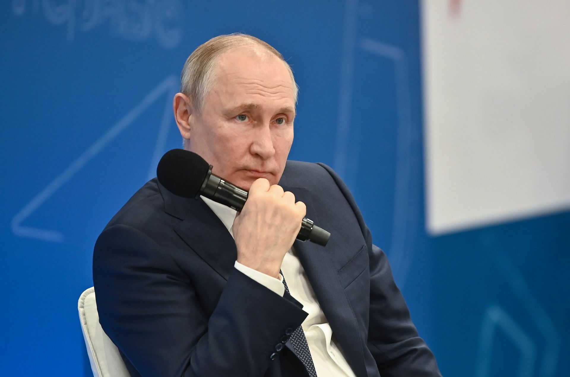 Президент РФ Владимир Путин в мастерской управления Сенеж - ПРАЙМ, 1920, 30.09.2023