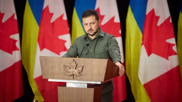 Президент Украины Владимир Зеленский в парламенте Канады