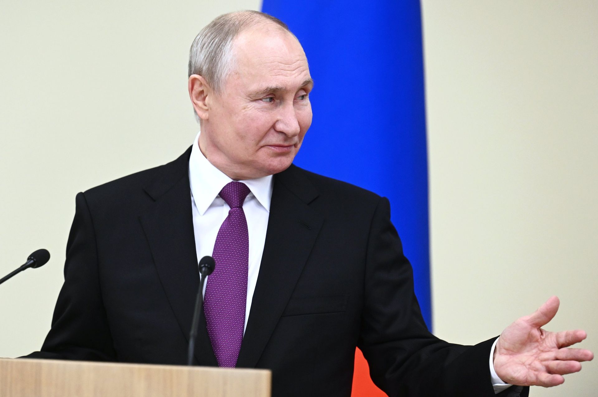Президент РФ В. Путин встретился с президентами Узбекистана и Казахстана Ш. Мирзиеевым и К.-Ж Токаевым - ПРАЙМ, 1920, 07.10.2023