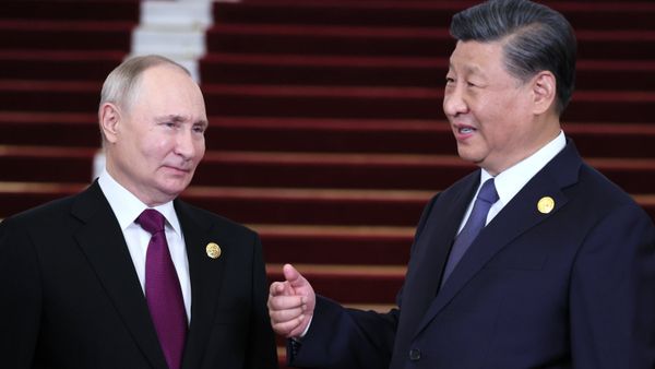 Президент РФ Владимир Путин и председатель Китайской Народной Республики (КНР) Си Цзиньпин