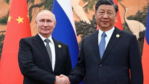 Визит президента РФ В. Путина в Китай для участия в мероприятиях третьего Международного форума Один пояс, один путь. День второй