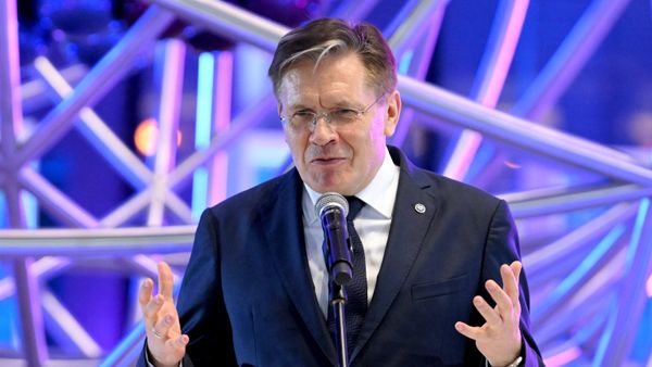 Алексей Лихачев