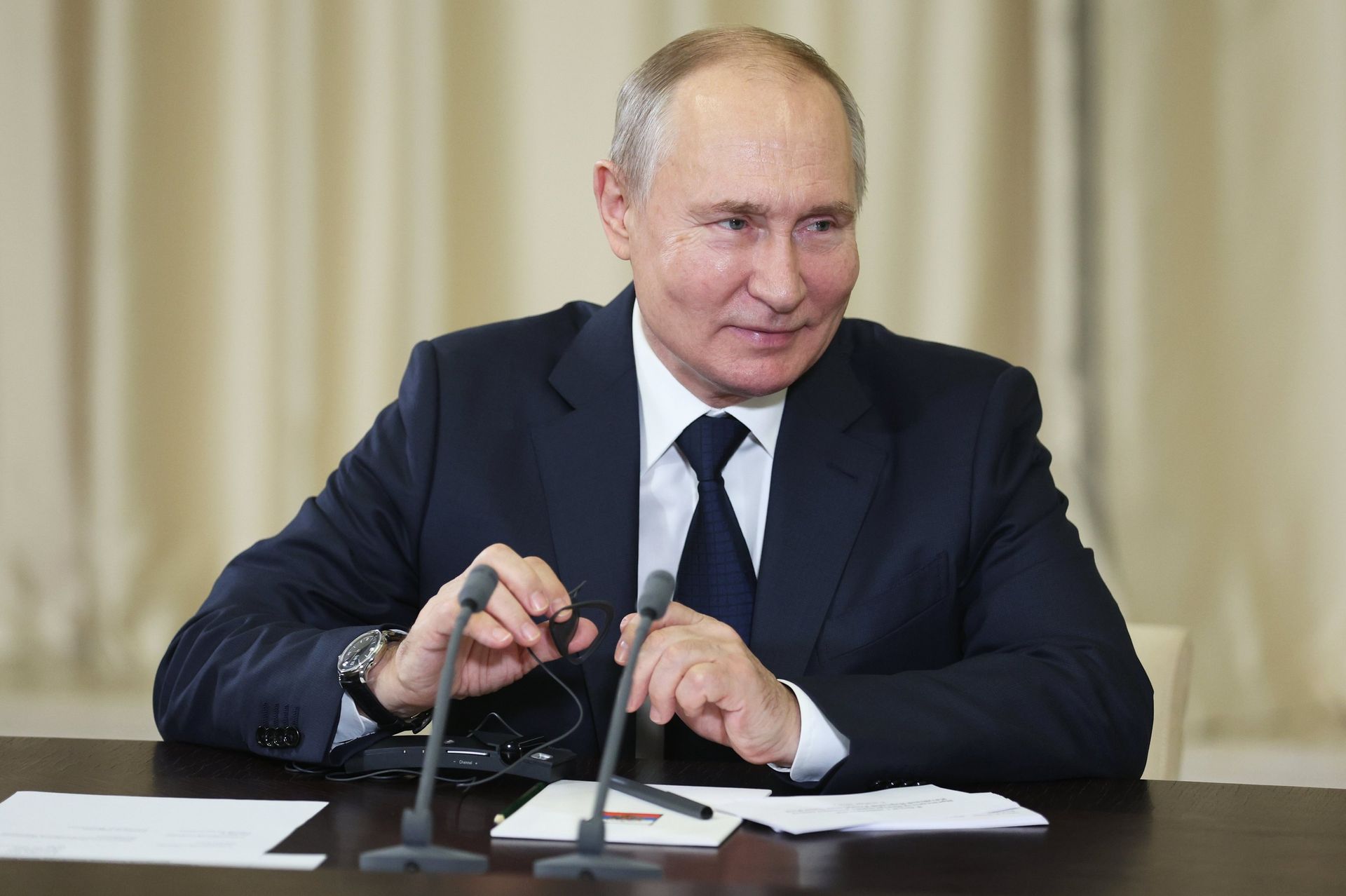 Президент РФ В. Путин встретился с заместителем председателя Центрального военного совета Китая Чжаном Юсей - ПРАЙМ, 1920, 08.11.2023