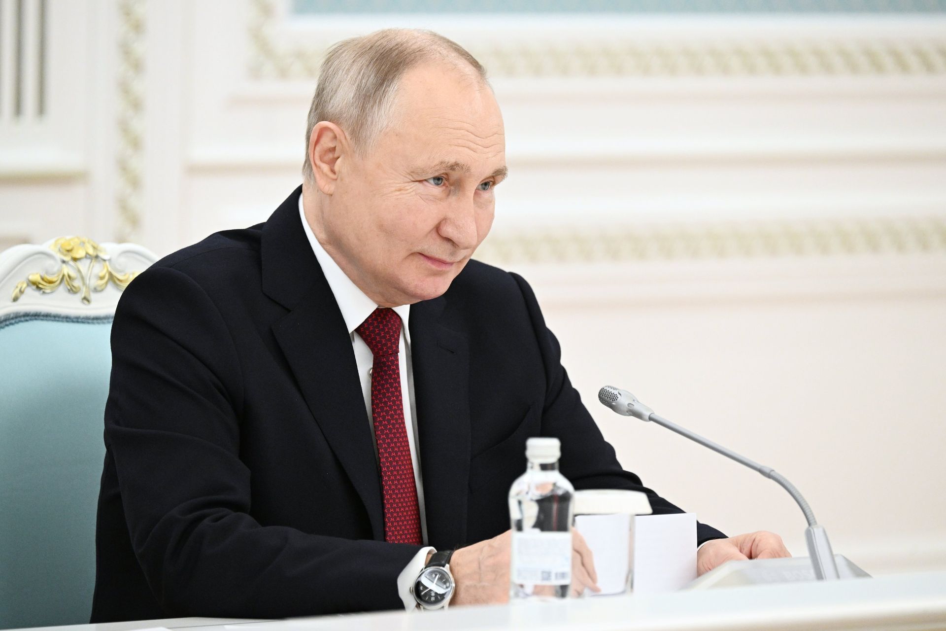 Визит президента РФ В. Путина в Казахстан - ПРАЙМ, 1920, 17.11.2023