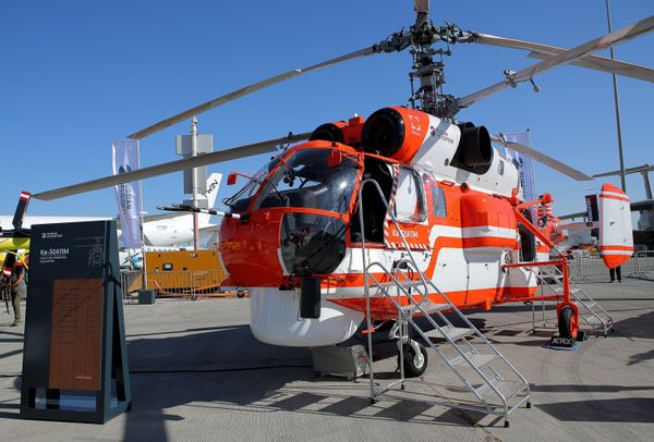 Пожарный вертолет Ка-32А11М на Dubai Airshow-2023