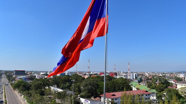 Патуксай, Лаос