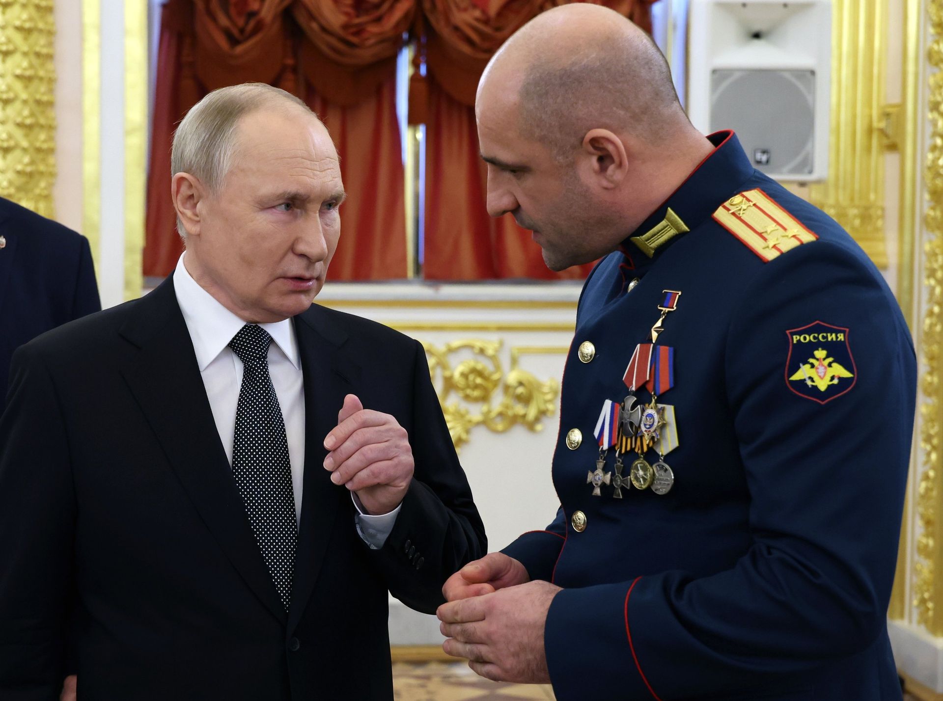 Президент РФ В. Путин вручил Героям России медали Золотая Звезда - ПРАЙМ, 1920, 14.12.2023