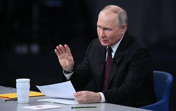 Прямая линия и большая пресс-конференция президента РФ В. Путина