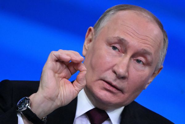 Прямая линия и большая пресс-конференция президента РФ В. Путина