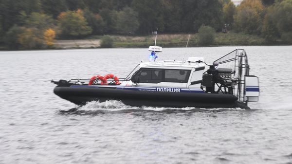 Передача Мосгортрансом аэролодки ЛО МВД России на водном транспорте