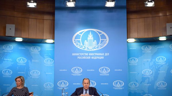 Пресс-конференция главы МИД РФ С. Лаврова