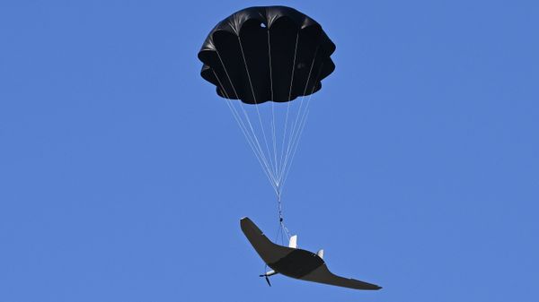 Боевая работа расчетов БПЛА Суперкам и артиллеристов ЦВО на Краснолиманском направлении СВО