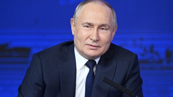 Президент РФ В. Путин встретился с доверенными лицами