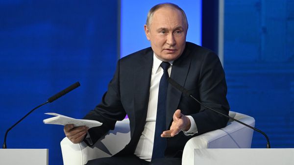 Президент РФ В. Путин встретился с доверенными лицами