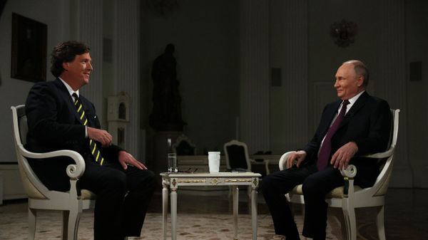 Интервью Владимира Путина американскому журналисту Такеру Карлсону