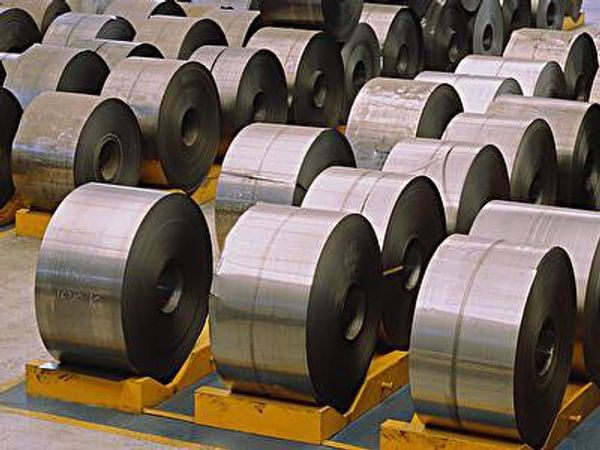 Промпроизводство в еврозоне в сентябре снизилось на 2,5% - хуже прогноза