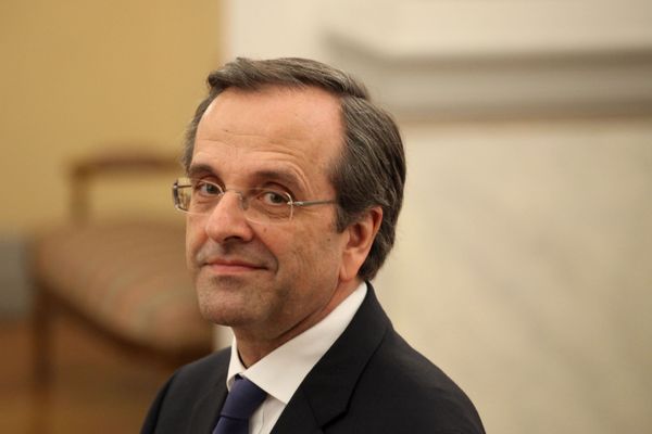 Премьер Греции предлагает кредиторам из ЕС и МВФ договориться между собой Премьер Греции предлагает кредиторам из ЕС и МВФ договориться между собой
