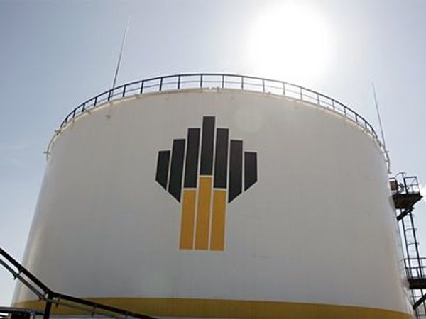 Сделка Роснефти и BP скорее всего коснется приватизации 6% акций российской нефтяной компании в 2013 году Сделка Роснефти и BP скорее всего коснется приватизации 6% акций российской нефтяной компании в 2013 году