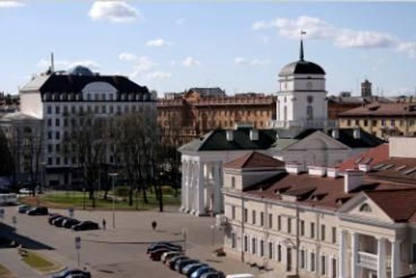 Парламент Белоруссии утвердил бюджет на 2013 год