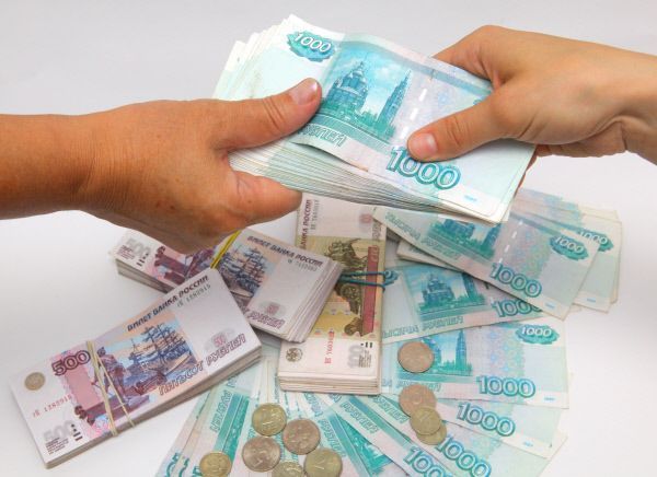 Члены правления Россельхозбанка в I полугодии получили бонусов на 37% больше