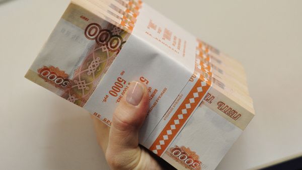 Активы тридцатки крупнейших банков РФ за январь-август выросли на 27% - до 34,2 трлн руб