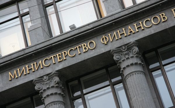 Минфин предлагает не вводить лимиты наличных денег для хранения в кассах ИП - источник