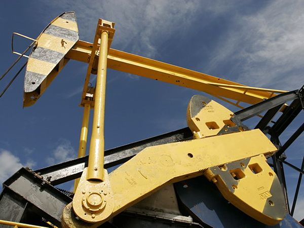 Роснефть может привлечь средства у трейдеров под гарантии поставок