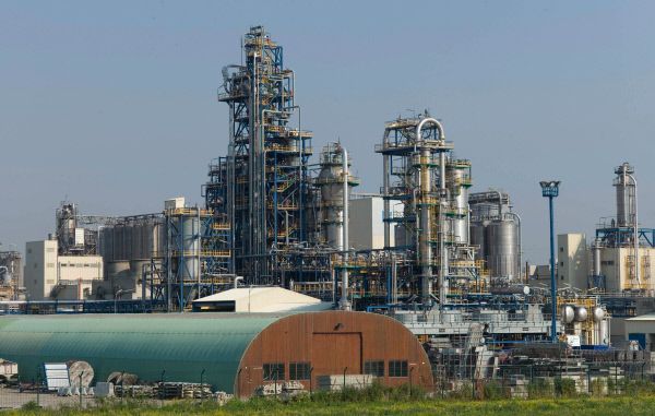 Нефтезаводы в Хабаровском крае готовы к запрету бензина ниже стандарта Евро-3 Нефтезаводы в Хабаровском крае готовы к запрету бензина ниже стандарта Евро-3