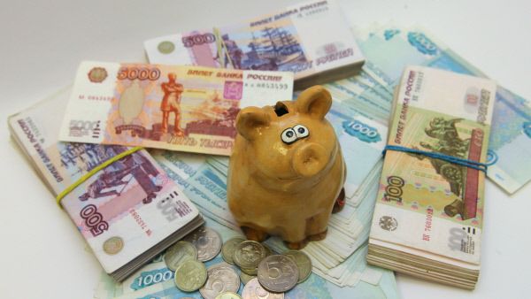 Банки РФ не торопятся снижать ставки по депозитам до вступления в силу поправок