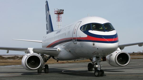 SSJ-100
