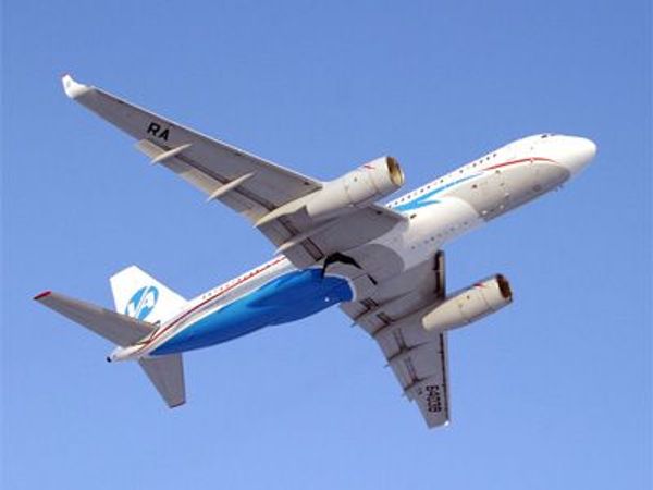 Ту-204